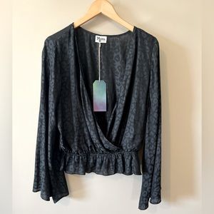 Show me your Mumu NWT Richie Flare top size XL